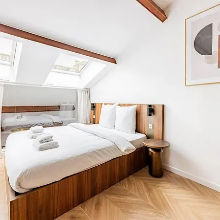 155#suite Luxueuse#etienne Marcel#chatelet#paris 3 Parigi